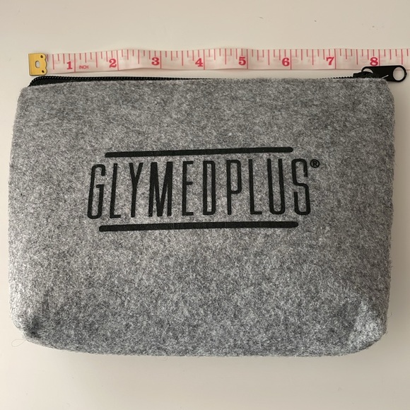 Glymed plus felted travel cosmetic bag NWOT - Picture 1 of 8